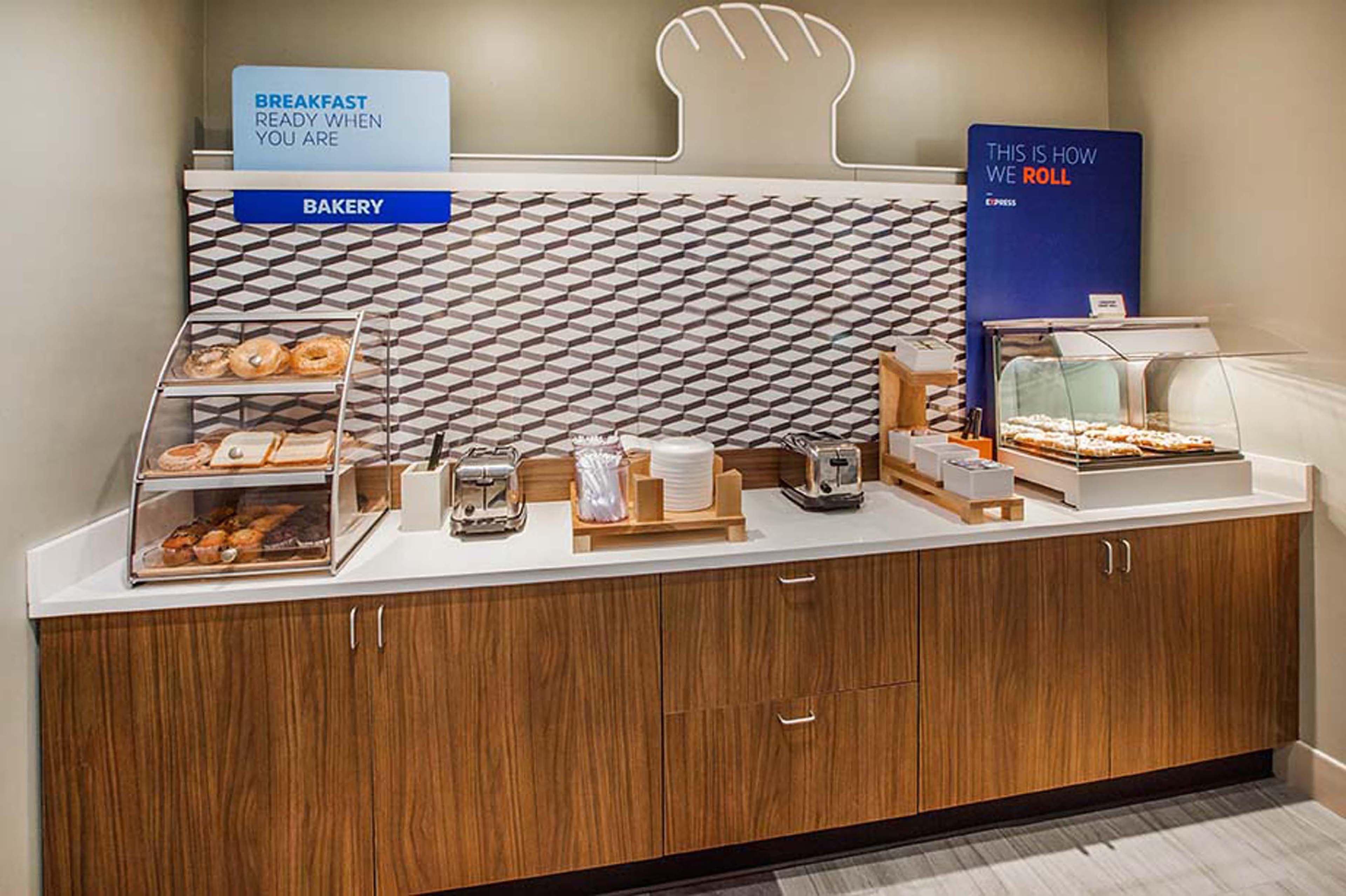 Holiday Inn Express & Suites Oak Ridge By Ihg Exteriér fotografie